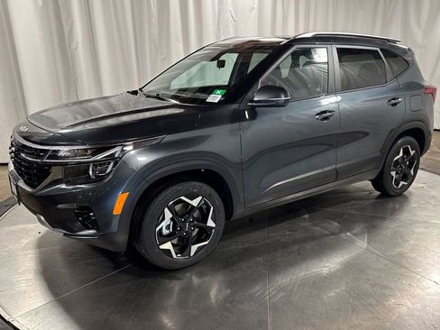 Certified 2025 Kia Seltos S AWD/4WD image 1