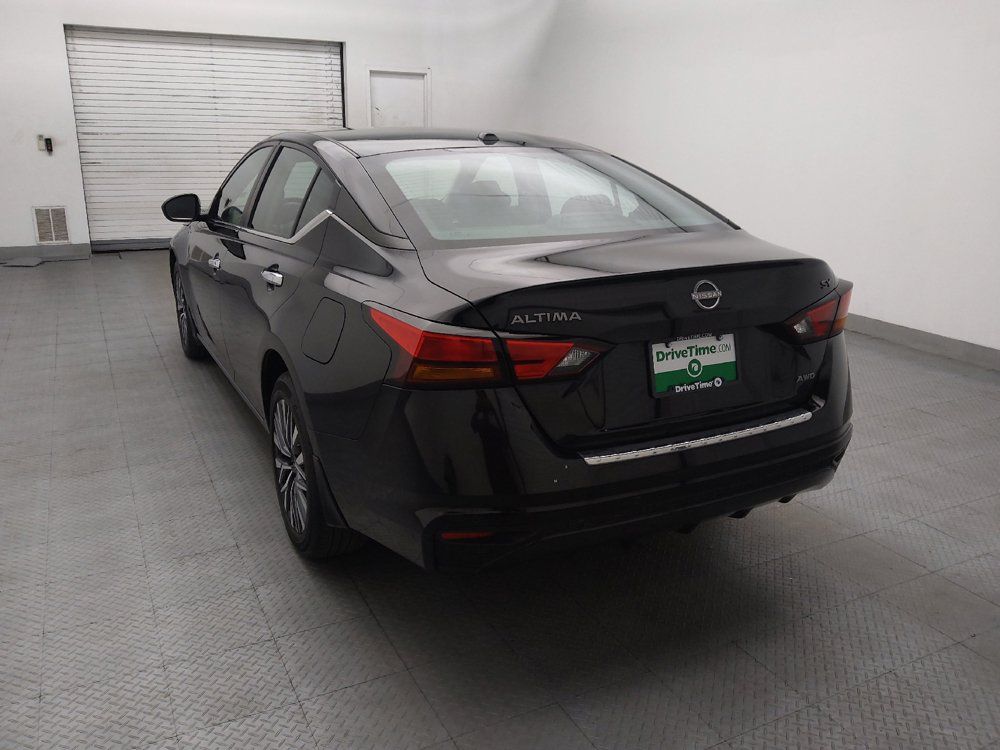 Used 2023 Nissan Altima 2.5 SV AWD/4WD image 6