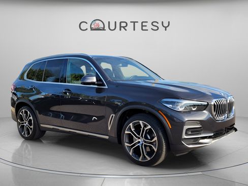 Used 2023 BMW X5 xDrive40i image 7