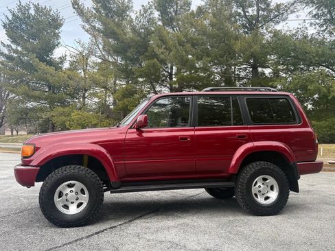 Used 1993 Toyota Land Cruiser image 2