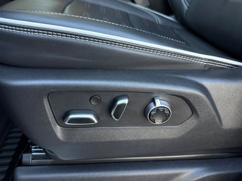 Certified 2025 GMC Sierra 2500 AT4X image 12