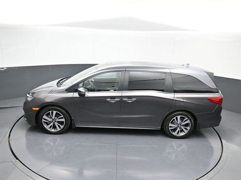 Certified 2022 Honda Odyssey Touring image 43