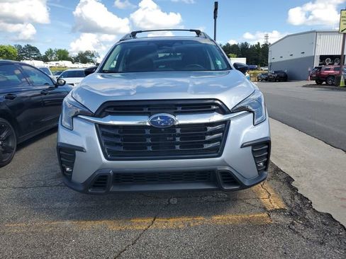 Used 2024 Subaru Ascent Limited w/ Technology Package AWD/4WD image 2