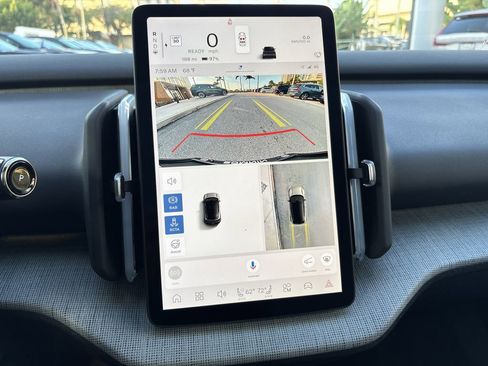 New 2026 Volvo EX30 Cross Country Ultra image 11