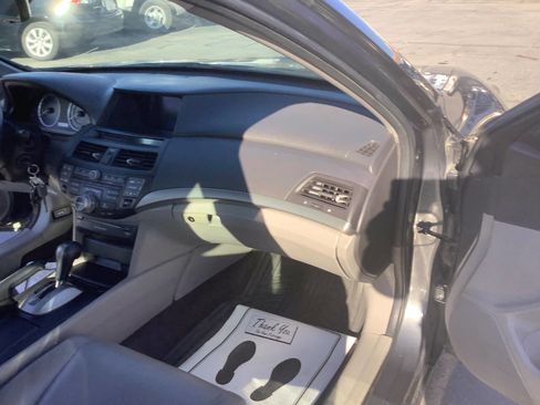 Used 2010 Honda Accord EX-L image 27