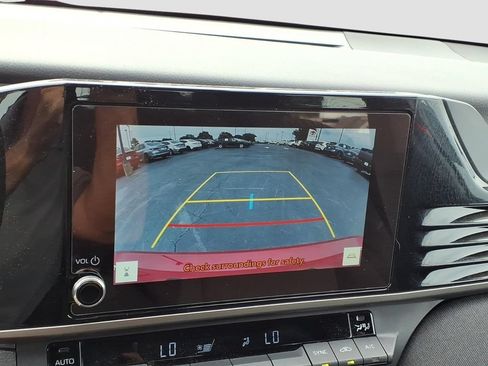 Used 2026 Toyota Camry LE w/ Convenience Package FWD image 18