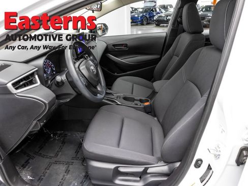 Used 2025 Toyota Corolla LE FWD image 13