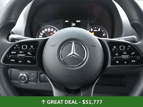 Used 2024 Mercedes-Benz Sprinter 2500 image 33