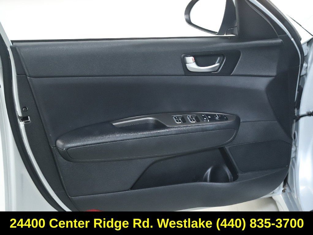 Used 2020 Kia Optima LX FWD image 15