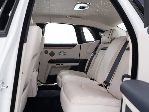 Certified 2022 Rolls-Royce Ghost AWD/4WD image 25
