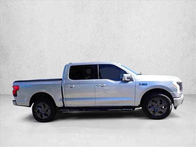 Used 2025 Ford F150 Lightning Lariat AWD/4WD image 5