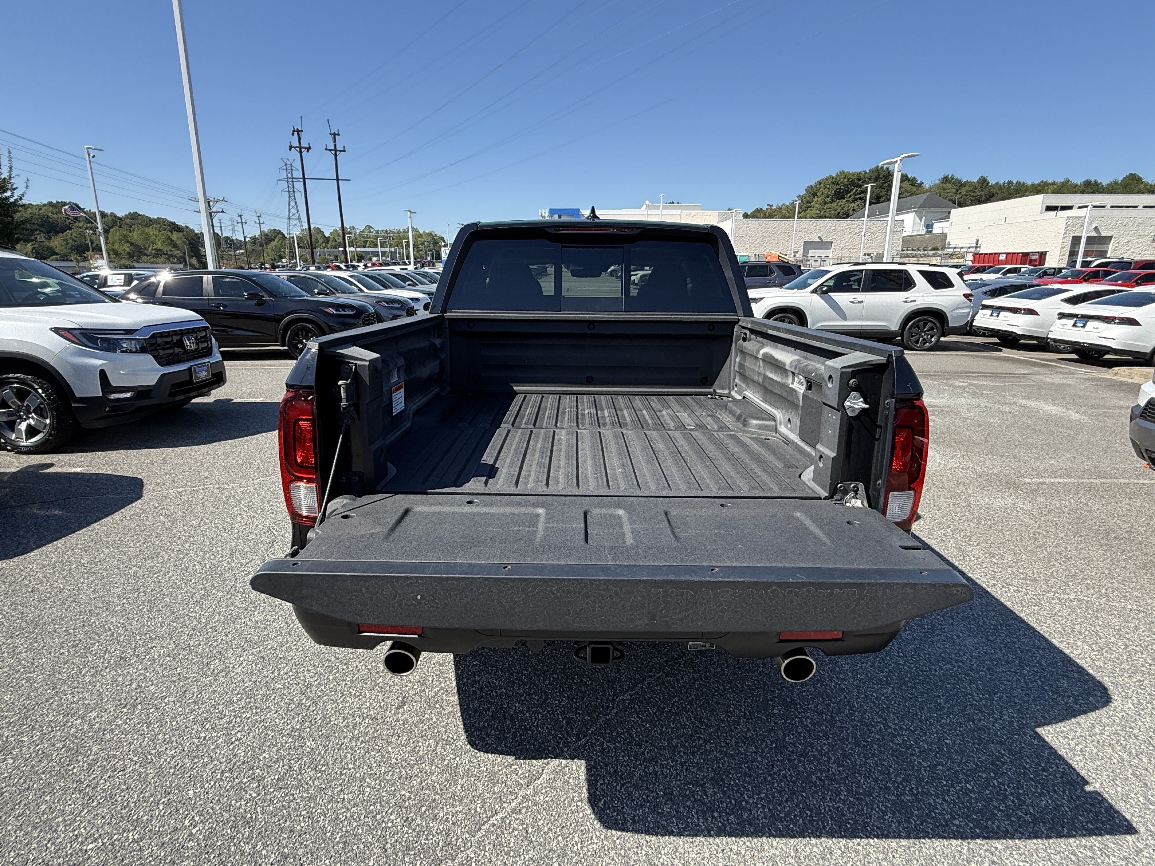 Certified 2025 Honda Ridgeline RTL image 33