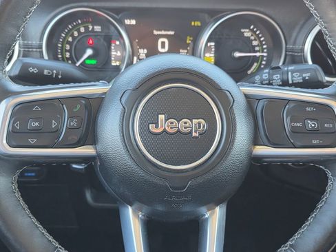 Used 2023 Jeep Wrangler Unlimited Sahara w/ Cold Weather Group image 31