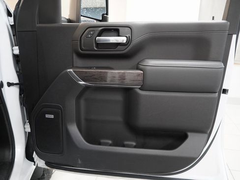 Certified 2023 Chevrolet Silverado 2500 LTZ w/ LTZ Premium Package image 27