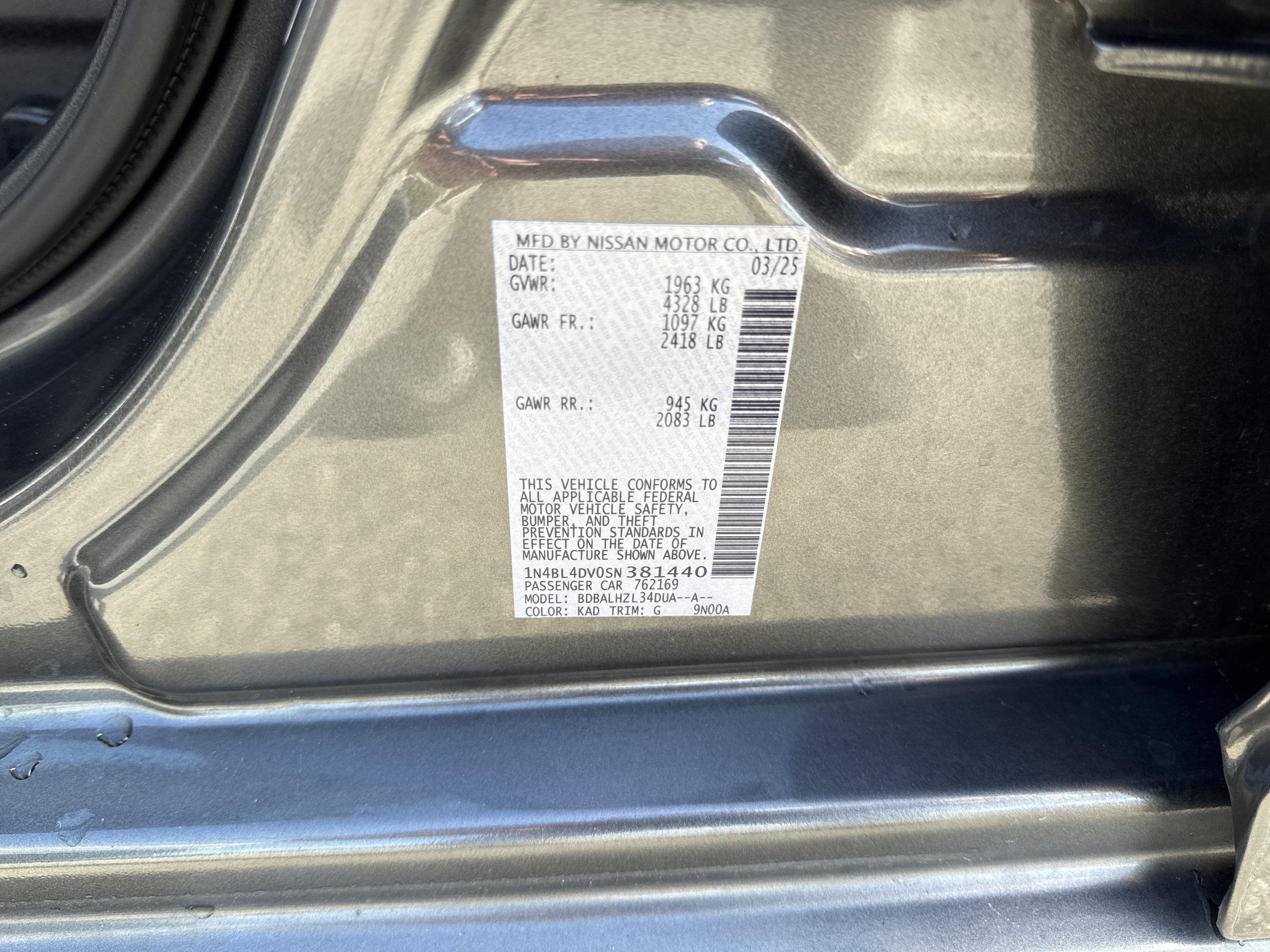 Used 2025 Nissan Altima 2.5 SV FWD image 32