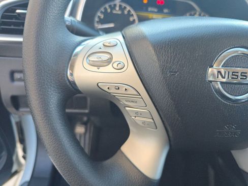 Used 2017 Nissan Murano S w/ Navigation Package image 13