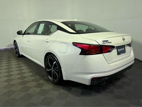 Certified 2024 Nissan Altima 2.5 SR w/ SR Premium Package FWD image 5