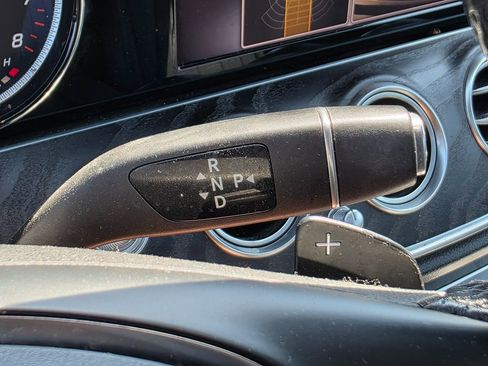 Used 2018 Mercedes-Benz E 300 image 32