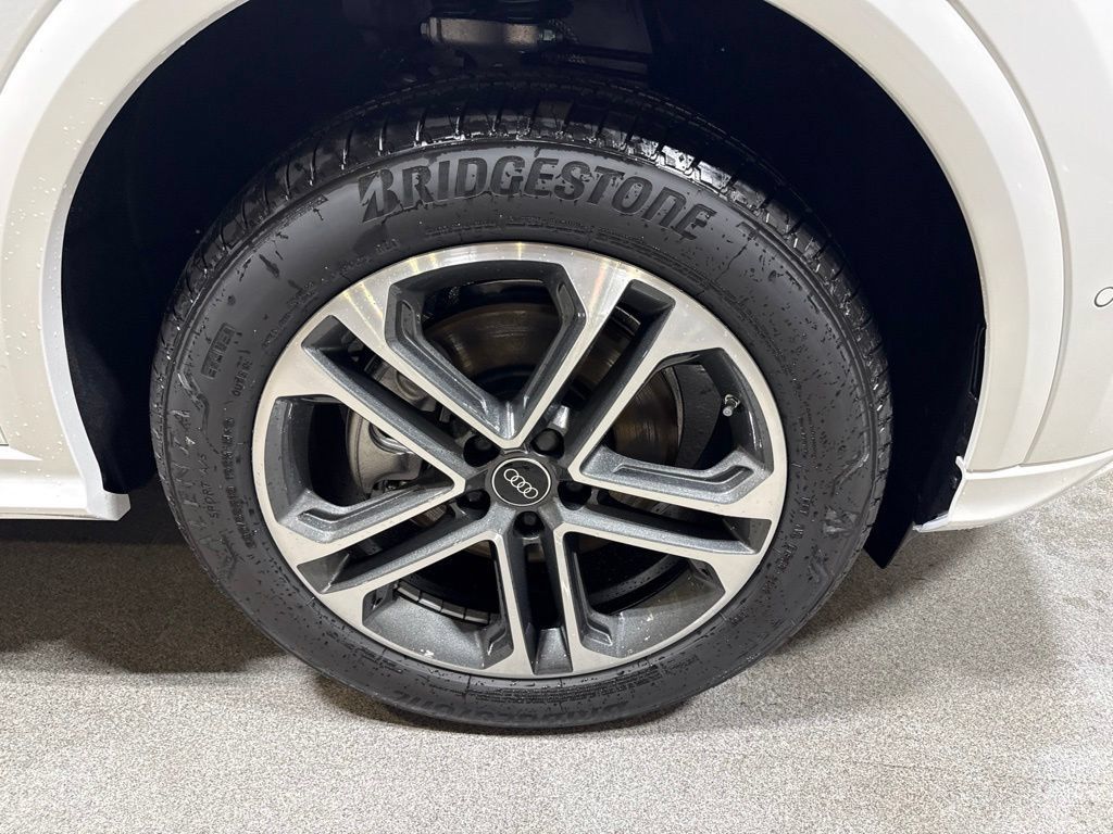 New 2026 Audi Q5 Premium AWD/4WD image 12