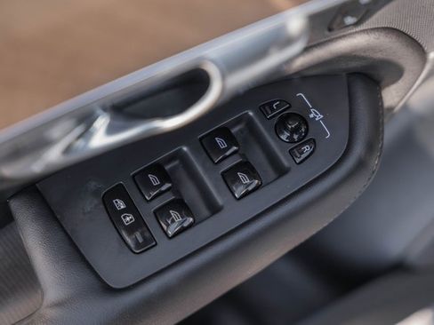 Certified 2023 Volvo XC90 B6 Plus w/ Protection Package Premier image 38