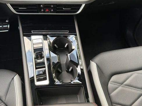 New 2026 Volkswagen Atlas Peak Edition AWD/4WD image 17