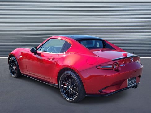 Used 2025 MAZDA MX-5 Miata RF Club RWD image 4
