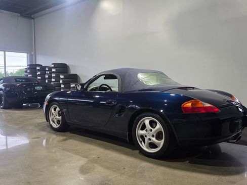 Used 1999 Porsche Boxster RWD image 26