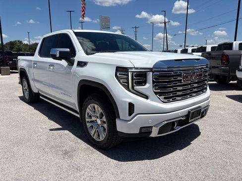 Used 2022 GMC Sierra 1500 Denali AWD/4WD image 8