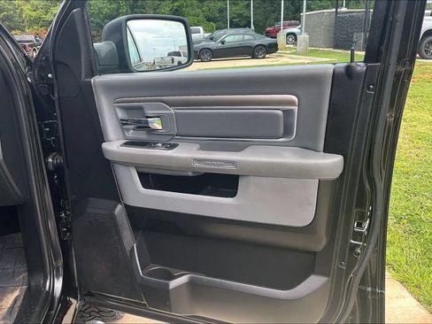 Used 2018 RAM 1500 Big Horn AWD/4WD image 22