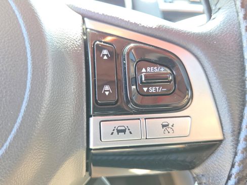 Used 2017 Subaru Outback 2.5i Touring w/ Popular Package #5A image 27