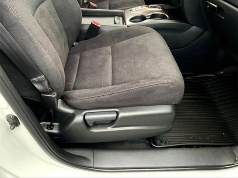 Used 2022 Honda Pilot Sport image 38