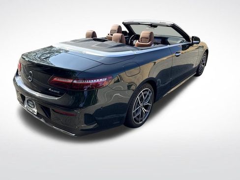 Used 2023 Mercedes-Benz E 450 4MATIC Cabriolet image 5
