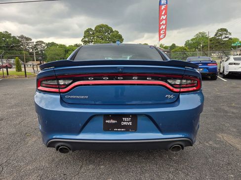 Used 2021 Dodge Charger R/T w/ Performance Handling Group RWD image 9