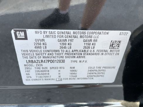 Used 2023 Buick Envision Preferred image 32