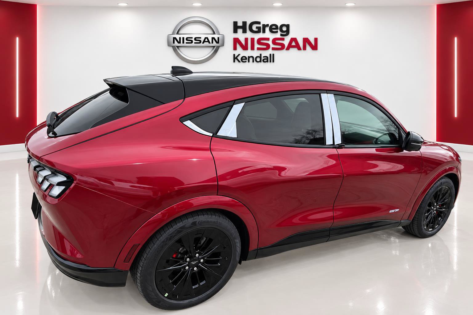 Used 2025 Ford Mustang Mach-E GT w/ Interior Protection Package AWD/4WD image 4