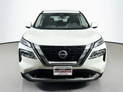 Used 2023 Nissan Rogue SV AWD/4WD image 2
