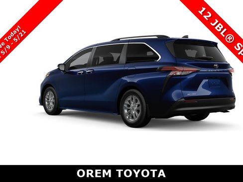 New 2026 Toyota Sienna XLE AWD/4WD image 6