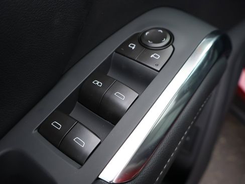 New 2026 Chevrolet Traverse LT w/ Sun and Wheel Package image 7