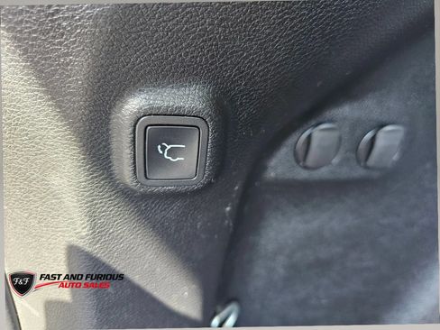 Used 2020 Jeep Cherokee Latitude Lux w/ Comfort/Convenience Group AWD/4WD image 33