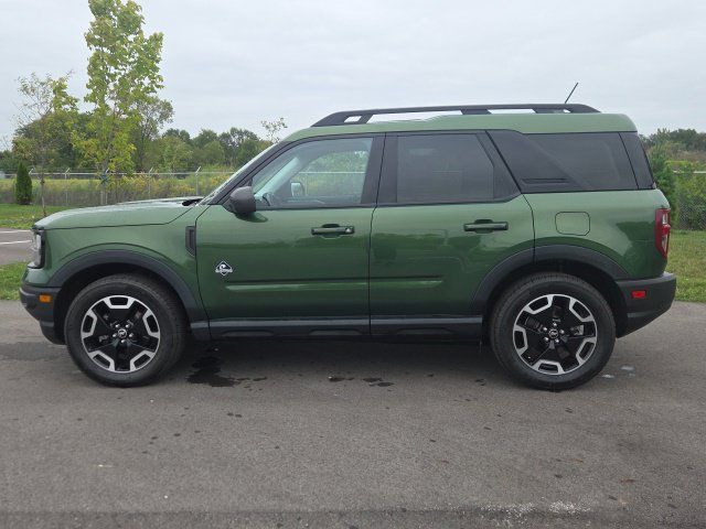 Used 2023 Ford Bronco Sport Outer Banks w/ Tech Package AWD/4WD image 17