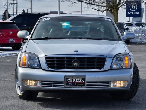 Used 2000 Cadillac De Ville DTS w/ Safety/Security Pkg image 2