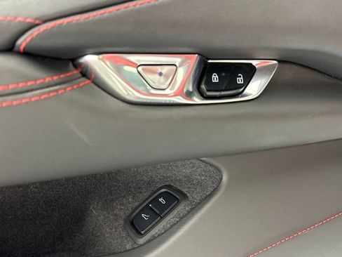 Used 2022 Chevrolet Corvette Stingray Convertible w/ 1LT RWD image 19