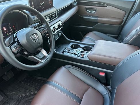 New 2026 Honda Pilot TrailSport image 4