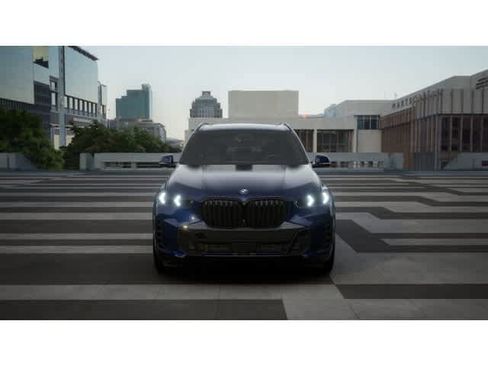 Used 2026 BMW X5 xDrive50e AWD/4WD image 3