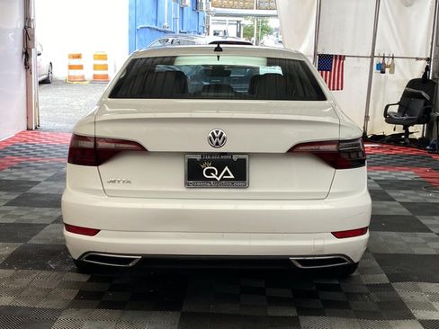 Used 2021 Volkswagen Jetta SEL Premium FWD image 5