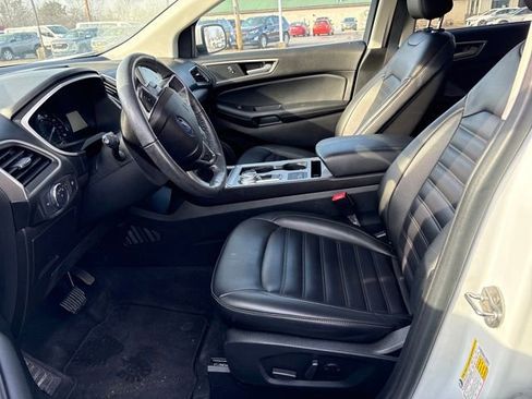 Used 2021 Ford Edge SEL image 8