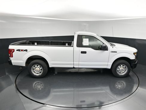 Used 2017 Ford F150 XL w/ Equipment Group 101A Mid AWD/4WD image 21