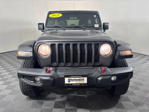 Used 2021 Jeep Wrangler Unlimited Rubicon w/ Cold Weather Group AWD/4WD image 32