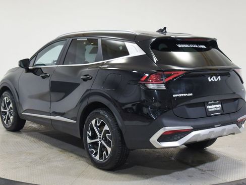 Used 2023 Kia Sportage EX image 9