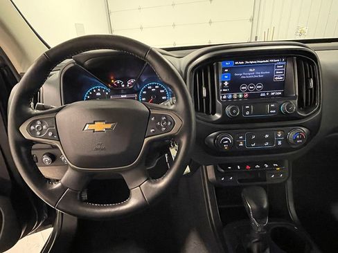 Used 2022 Chevrolet Colorado Z71 image 35